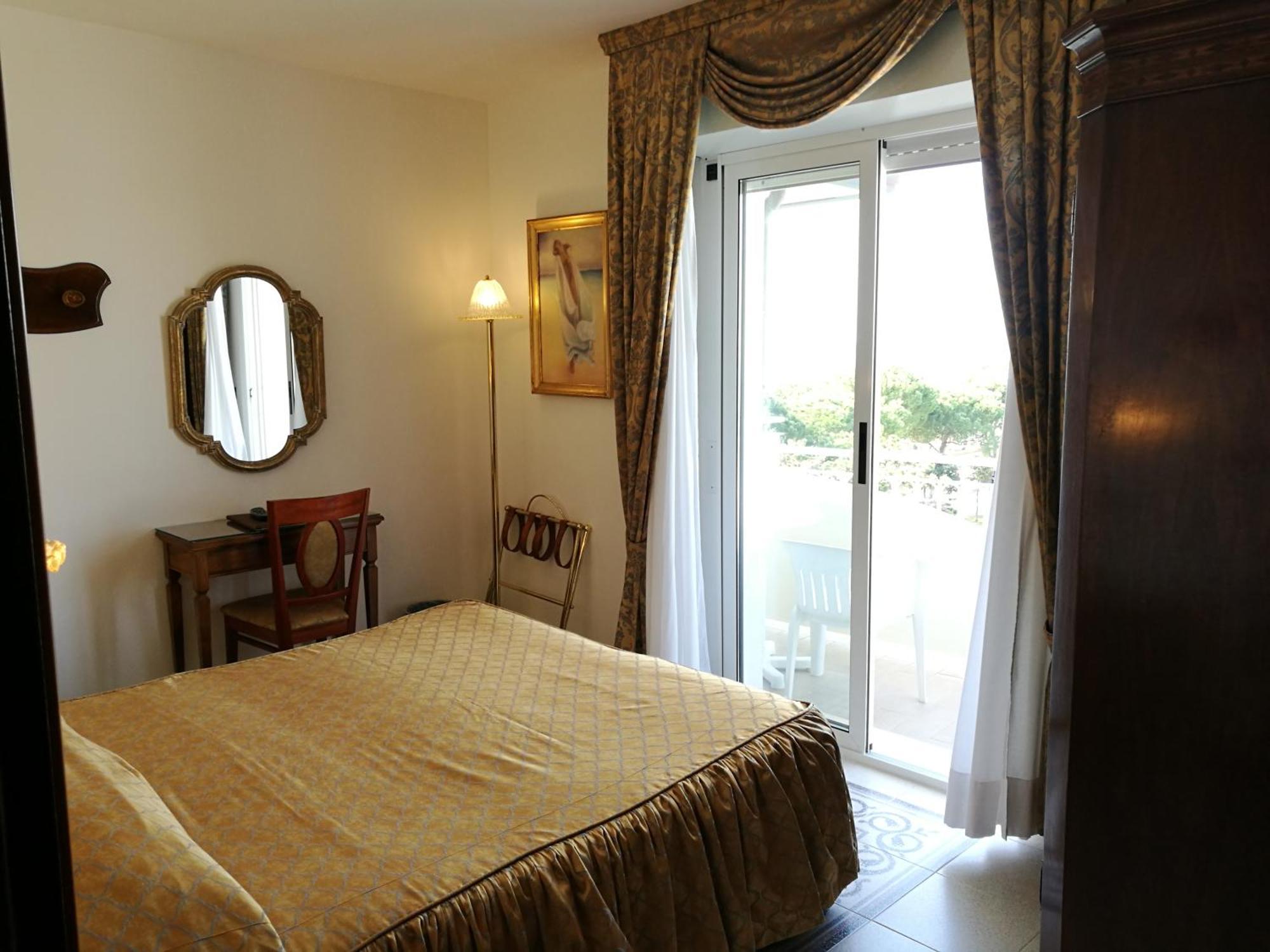 Hotel Miramare Lignano Sabbiadoro Luaran gambar