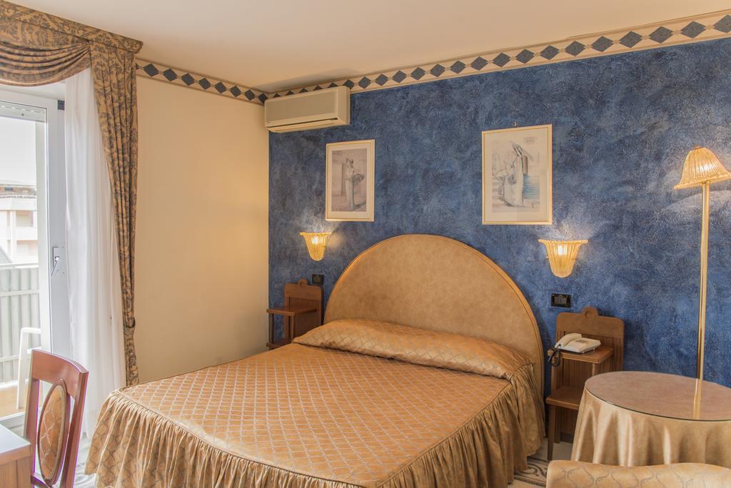 Hotel Miramare Lignano Sabbiadoro Luaran gambar